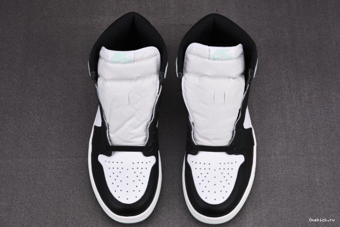 One Kick Igloo Jordan 1 Retro 861428-100 High 0721